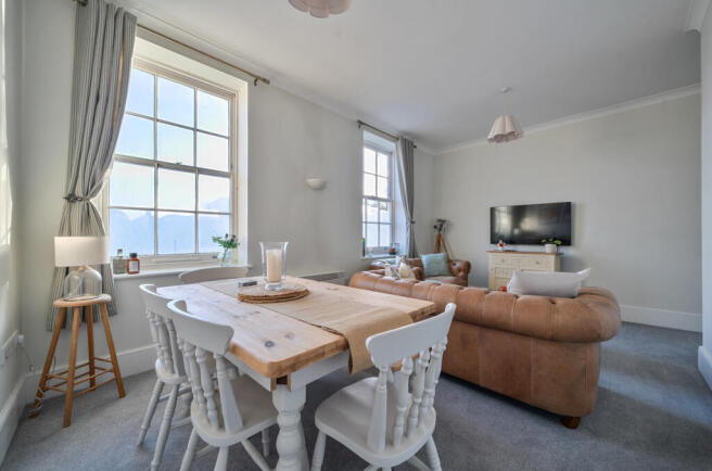 1372151-1-68fb3f4...