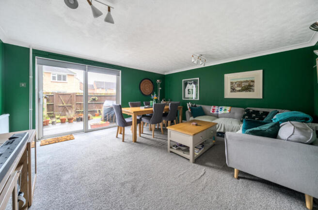 1403873-4-697344a...