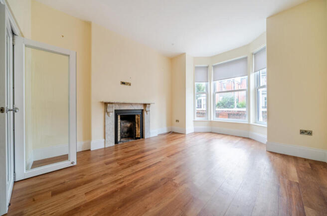 1354348-10-68c1af...