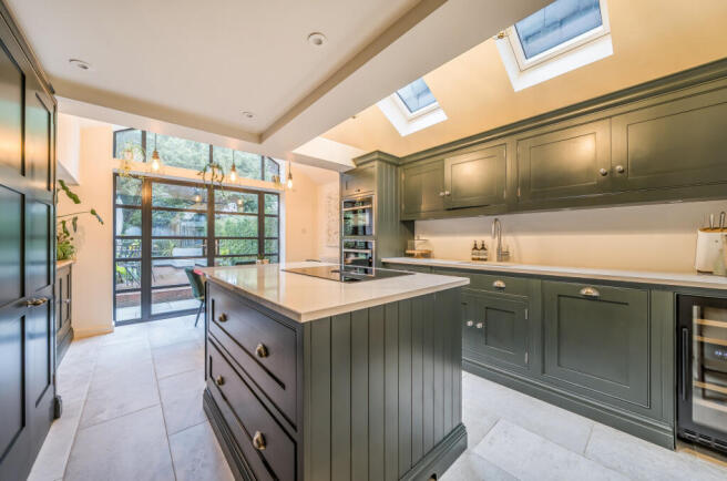 1361984-13-68df94...