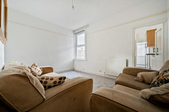 1375365-3-69089cf...