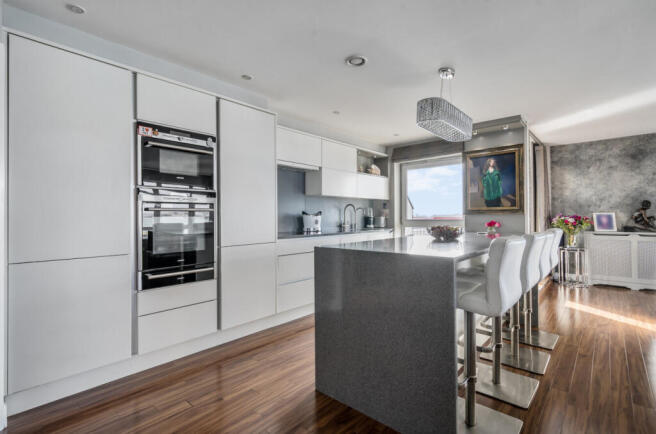 1376459-13-6914c2...