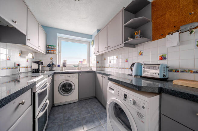 1380236-13-69130b...