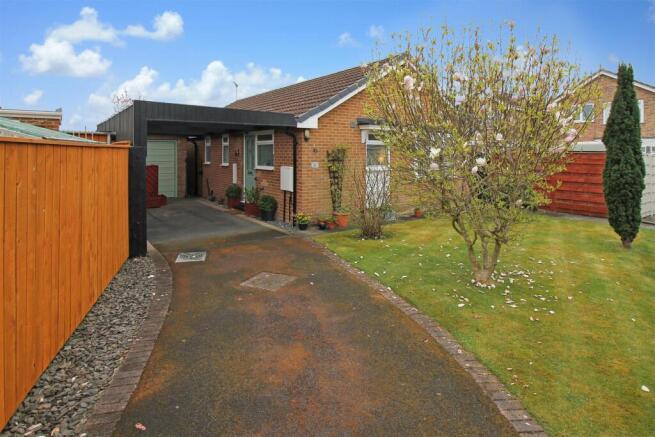 THE ACCOMMODATION COMPRISES