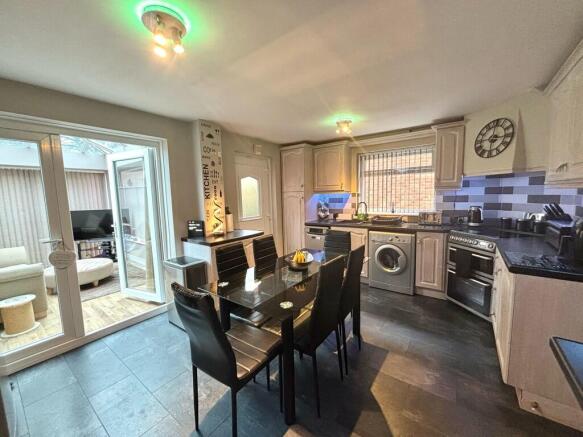 Kitchen 2