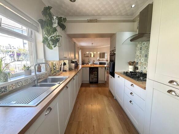 Kitchen 2