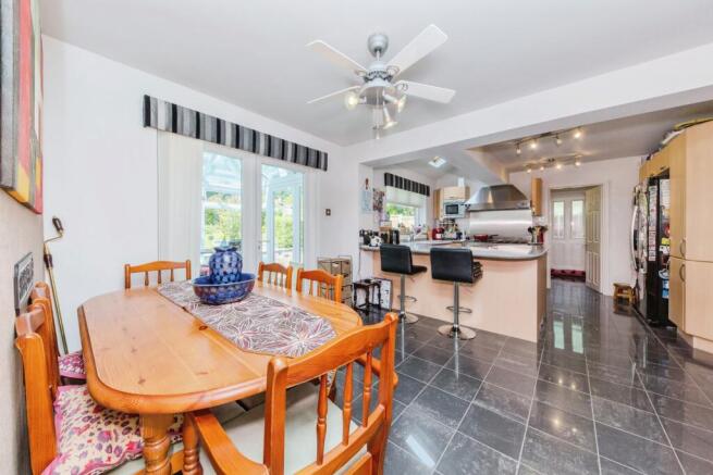 Kitchen Diner