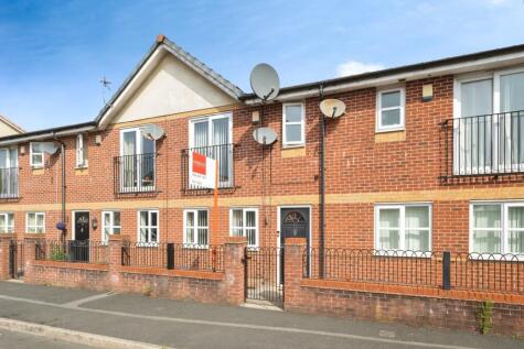 Falls Green Avenue, Manchester, Greater Manchester, M40