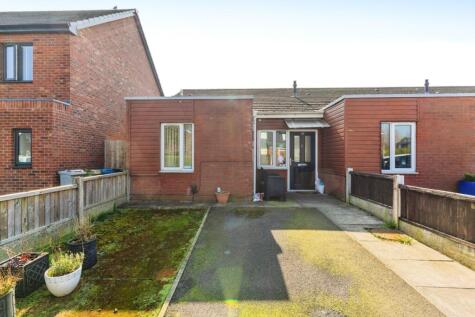 Chepstow Avenue, Sale, Greater Manchester, M33