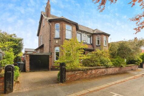 Linden Avenue, Sale, Greater Manchester, M33