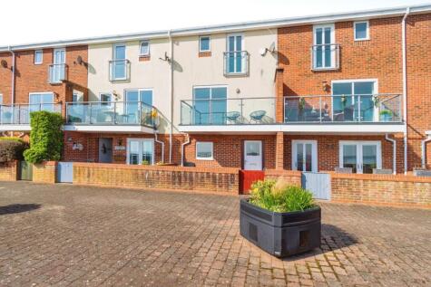 Selman Close, Hythe, Southampton, Hampshire, SO45