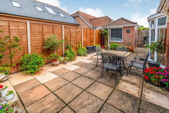 3 bedroom bungalow for sale in Wood Road, Ashurst, Southampton ...