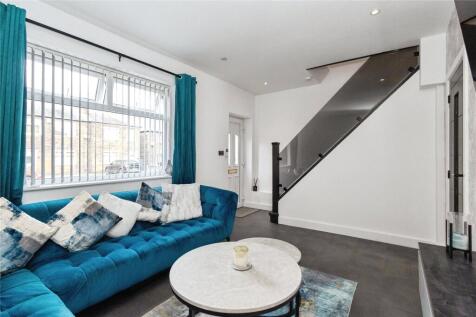 Jubilee Avenue, Dukinfield, Greater Manchester, SK16