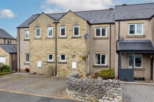 9 Green Meadow Close