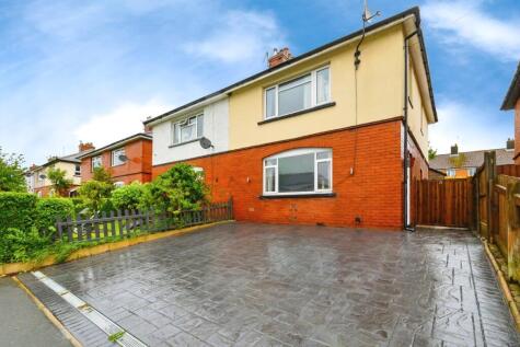 Woodlands Road, Edenfield, Ramsbottom, Lancashire, BL0