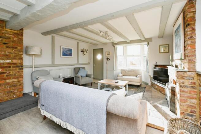 Lounge Photo 2