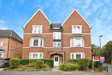 Britten Avenue, BASILDON, Essex, SS14