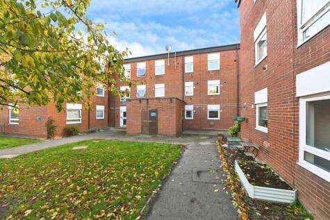 Russell Close, Basildon, Essex, SS15