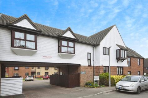 Windsor Mews, Hilltop Close, Rayleigh, Essex, SS6