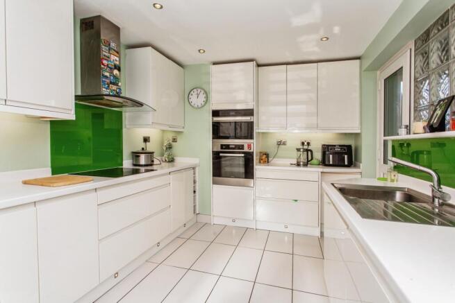 Fitted Kitchen