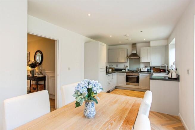 Kitchen /Dining Area