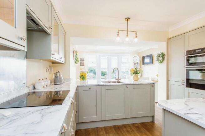 Kitchen/Breakfast