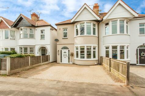 Thorpe Bay - 3 bedroom semi-detached house for sale