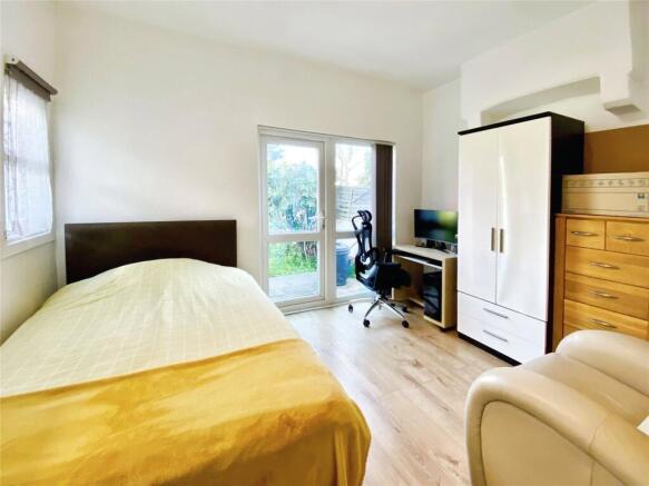 Double Bedroom
