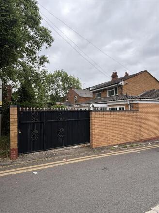 Side Gates