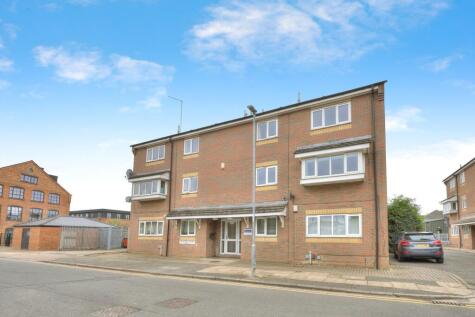 Countess Road, Northampton, Northamptonshire, NN5