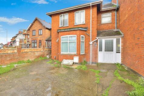 Harborough Road, Northampton, Northamptonshire, NN2