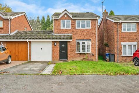 Cottage Farm Road, Two Gates, Tamworth, Staffordshire, B77