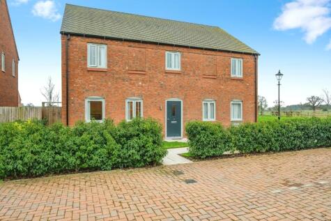 Wilson Close, Newton Regis, Tamworth, Warwickshire, B79