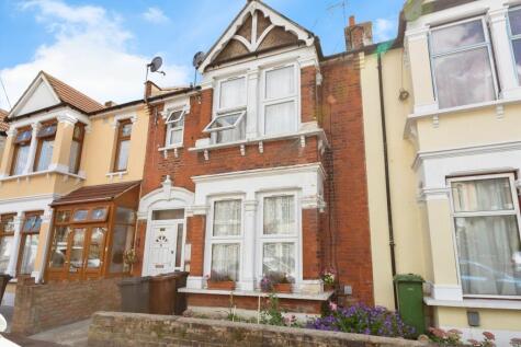 Monteagle Avenue, Barking, IG11