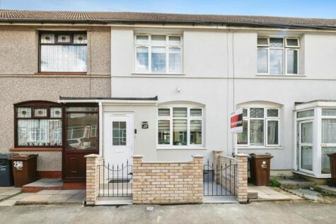 Howard Road, Barking, IG11