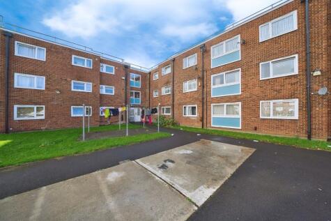 Harts Lane, Barking, IG11