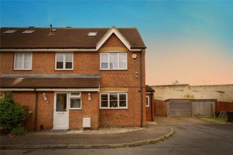 Parklands Close, Ilford, IG2