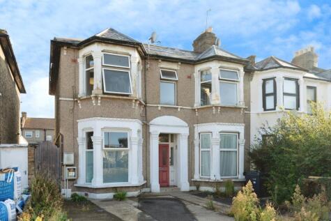 Selborne Road, Ilford, IG1