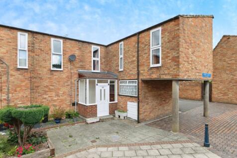 Crosse Courts, Basildon, Essex, SS15