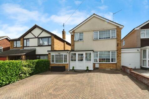 Highcliffe Close, Wickford, Essex, SS11