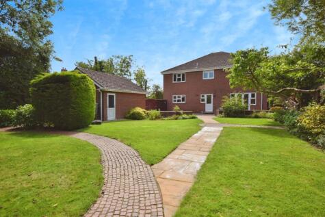 Mill Road, BURNHAM-ON-CROUCH, Essex, CM0