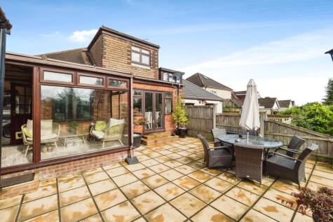 Avelon Road, Romford, RM5