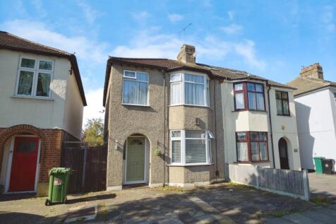 Rosedale Road, Romford, RM1