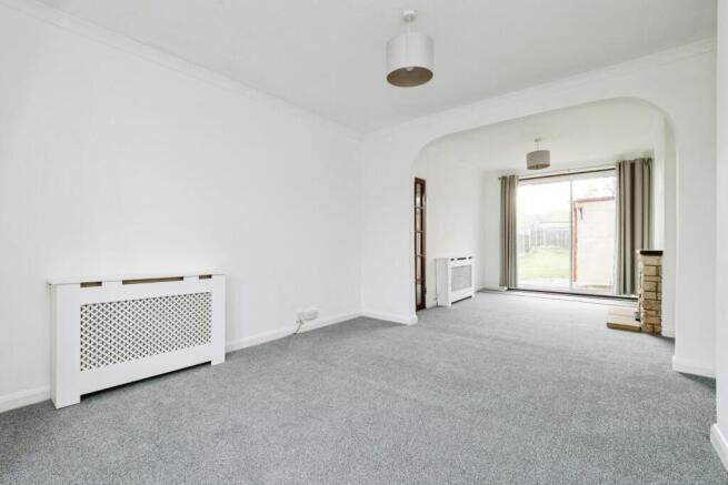 Through Lounge Diner