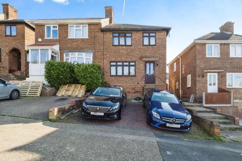 Boxmoor Road, Romford, RM5