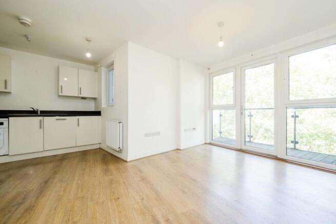 Lounge Kitchen