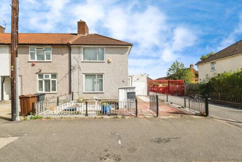 Grafton Road, Dagenham, RM8