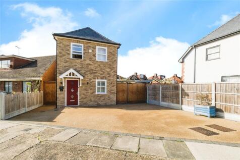 Brierley Close, HORNCHURCH, Essex, RM11