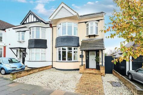 Westleigh Avenue, Leigh-on-Sea, Essex, SS9