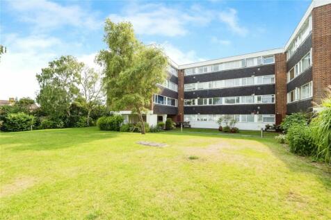 Chigwell - 2 bedroom flat for sale